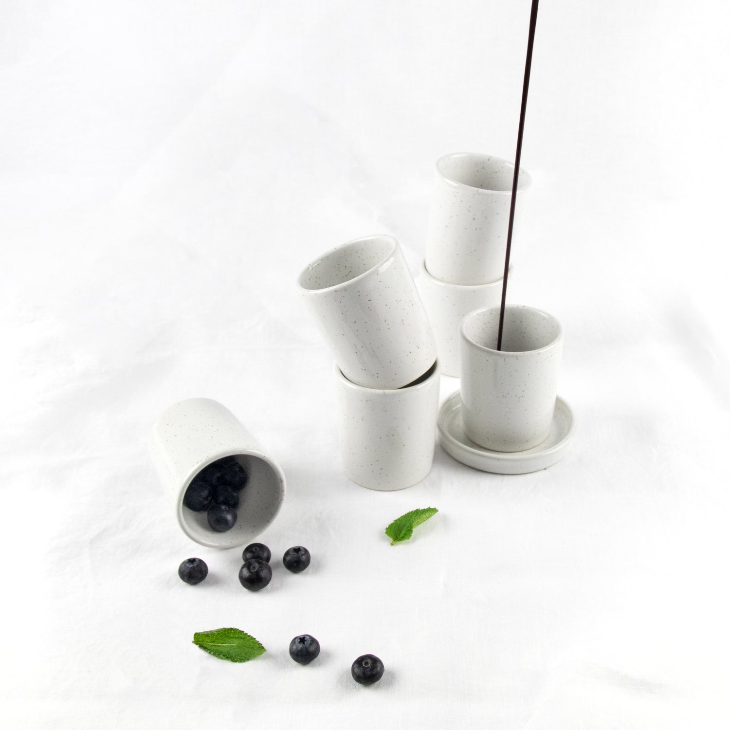 Mugs and cups